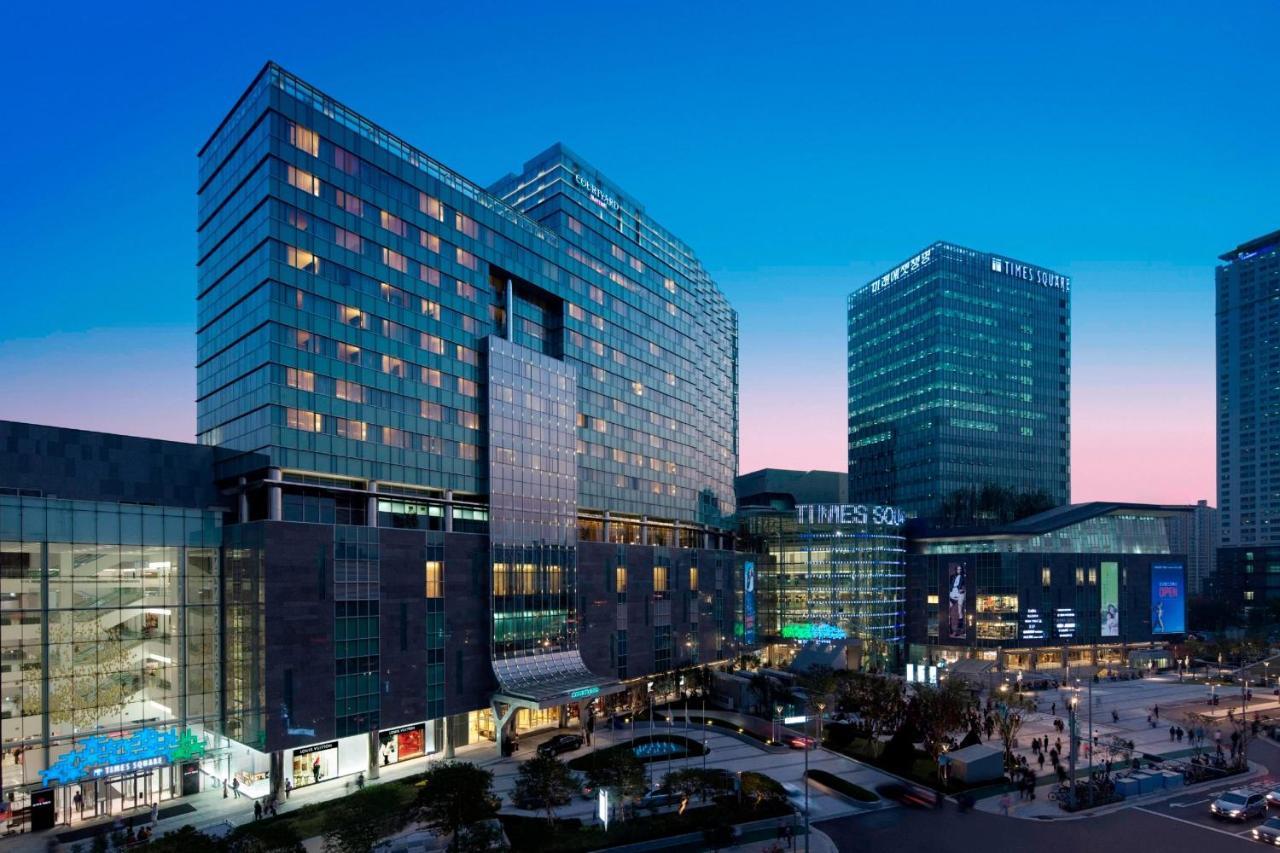 Готель Courtyard By Marriott Seoul Times Square Екстер'єр фото