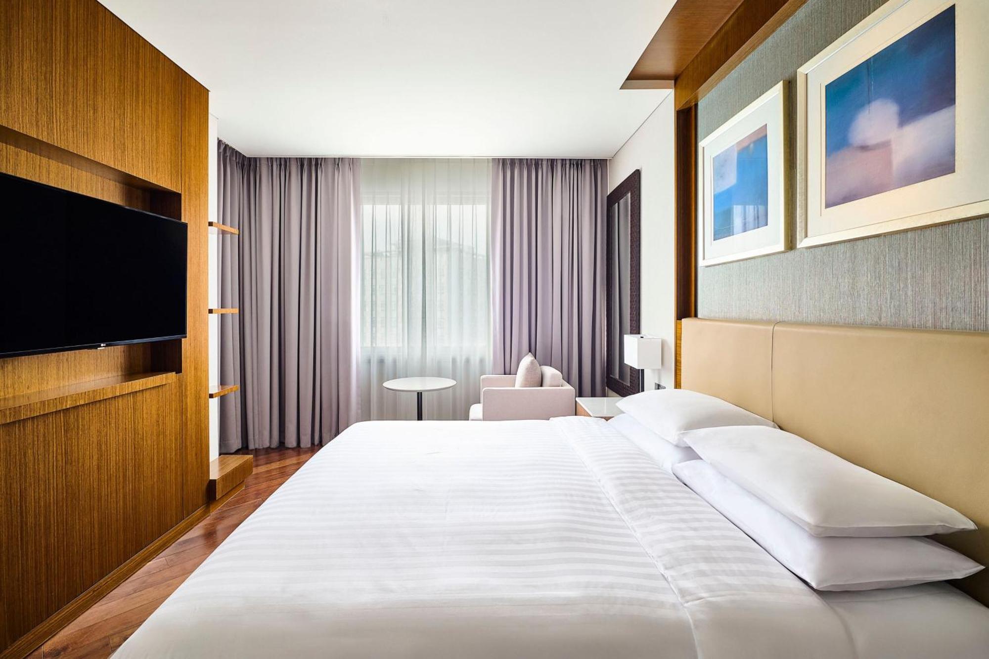 Готель Courtyard By Marriott Seoul Times Square Екстер'єр фото