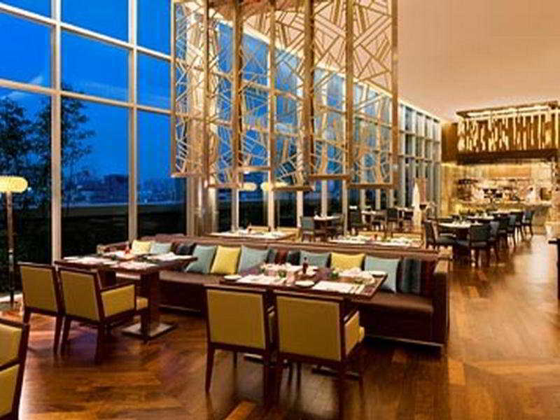 Готель Courtyard By Marriott Seoul Times Square Екстер'єр фото