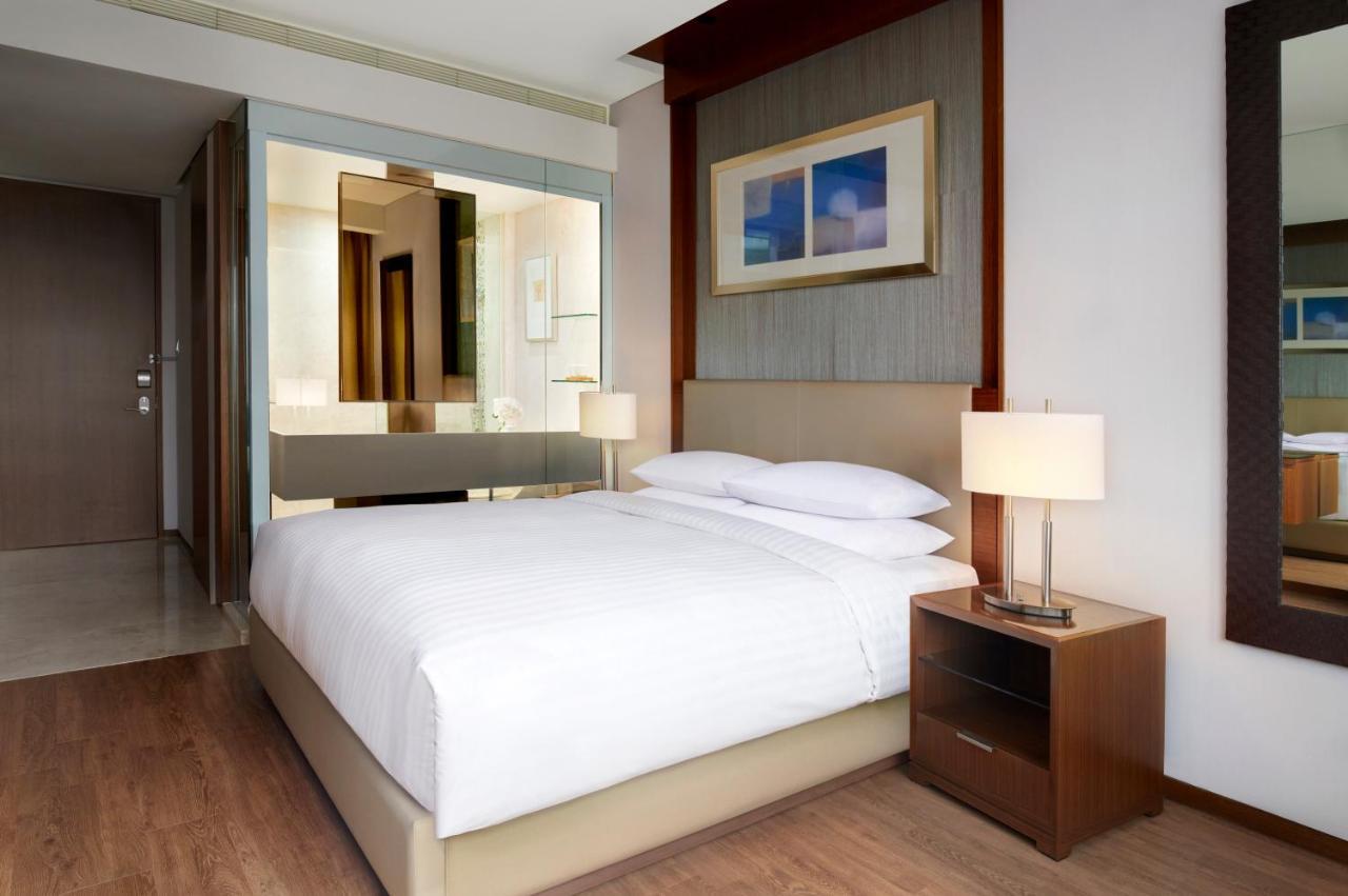 Готель Courtyard By Marriott Seoul Times Square Екстер'єр фото